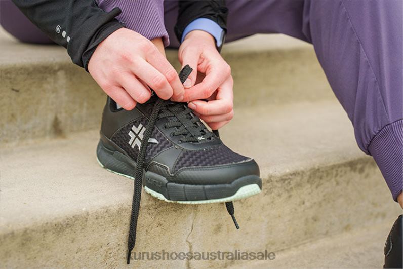 Jet Black/Slate Gray Shoes Kuru 2204F160 QUANTUM Men